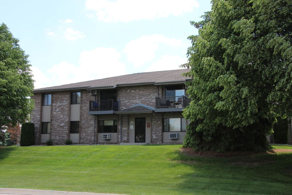 Craigslist Apartments Germantown Wi at Henry Elia blog