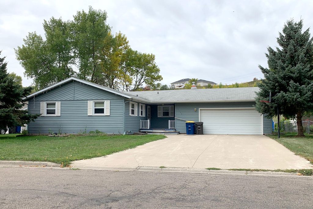 1405 5th Ave NW, Jamestown, ND 58401 Trulia