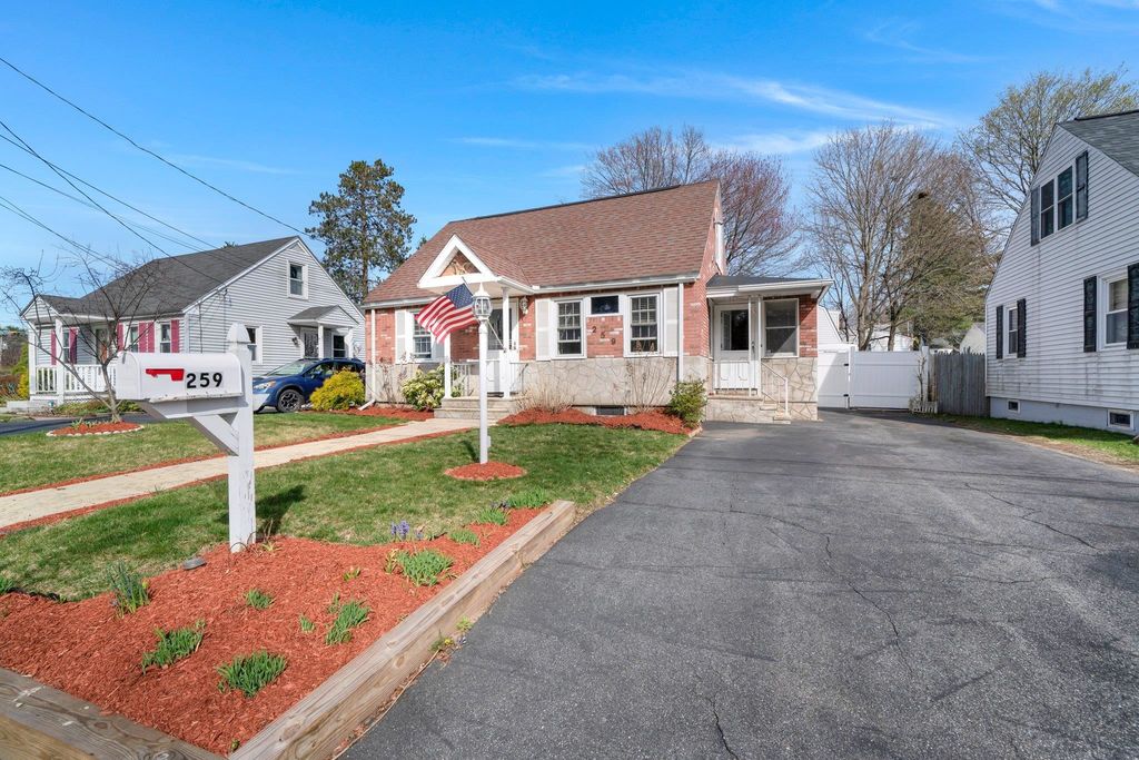 259 Elgin Avenue, Manchester, NH 03104
