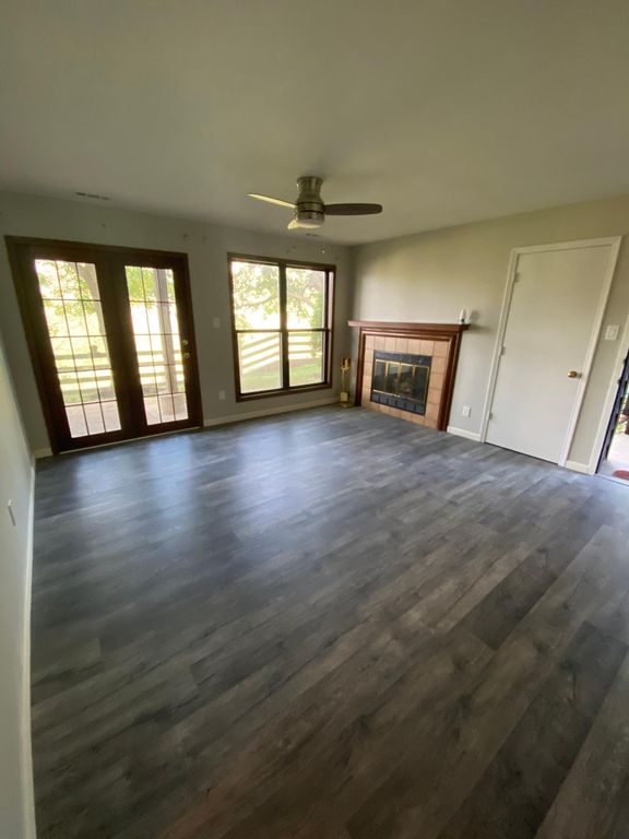 5139 Hollow Wood Ct #A, Saint Louis, MO 63128