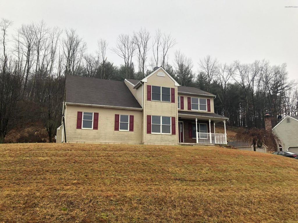 1114 Heritage Blvd, Stroudsburg, PA 18360 Trulia