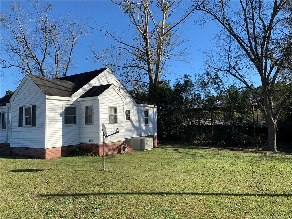 705 State Highway 711 St W, Lumberton, NC 3 Bed, 1 Bath