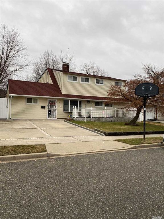 324 Blacksmith Rd, Levittown, NY 11756 Trulia