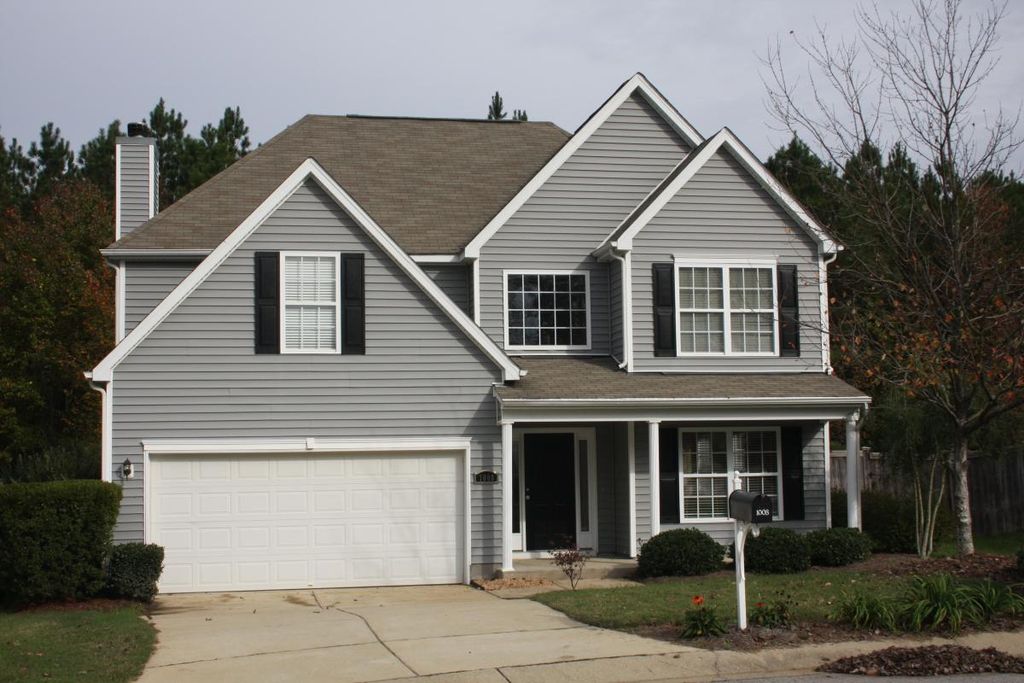 1008 Avent Meadows Ln, Holly Springs, NC 27540