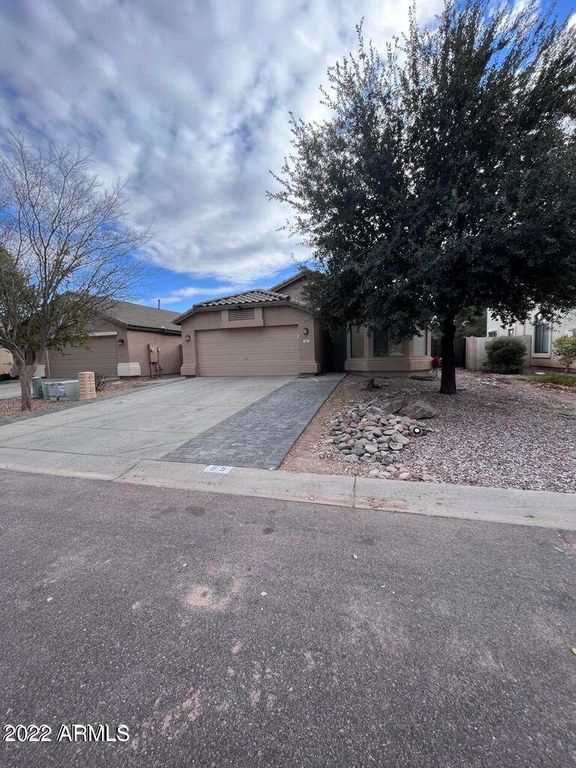 55 W Dexter Way, San Tan Valley, AZ 85143
