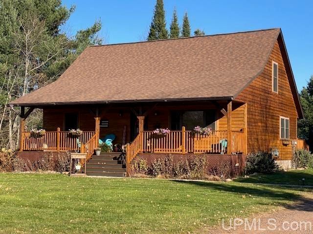170 N Crestview Dr, Gwinn, MI 49841