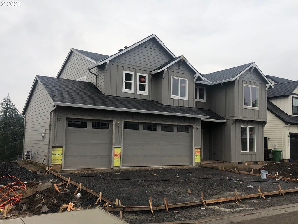 35520 Valley View Dr, Saint Helens, OR 97051