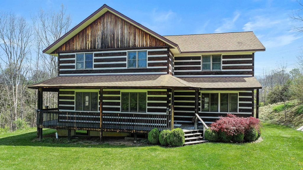 950 Tower Rd, Christiansburg, VA 24073