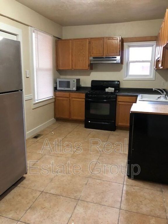 2718 W Colorado Ave, Colorado Springs, CO 80904