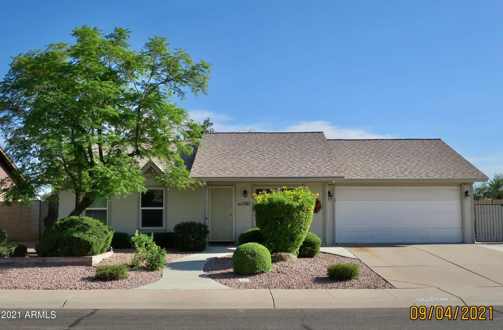 1303 W Bentrup St, Chandler, AZ 85224