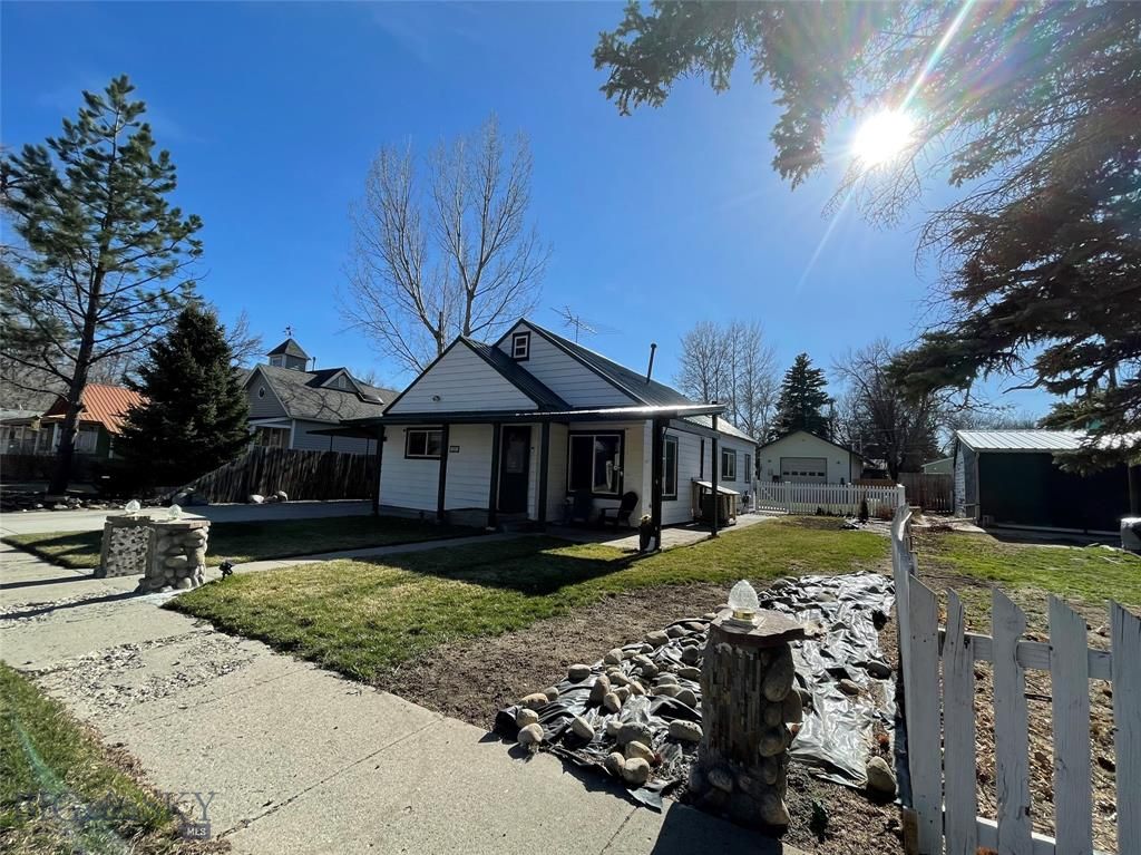 205 S Park St, Joliet, MT 59041