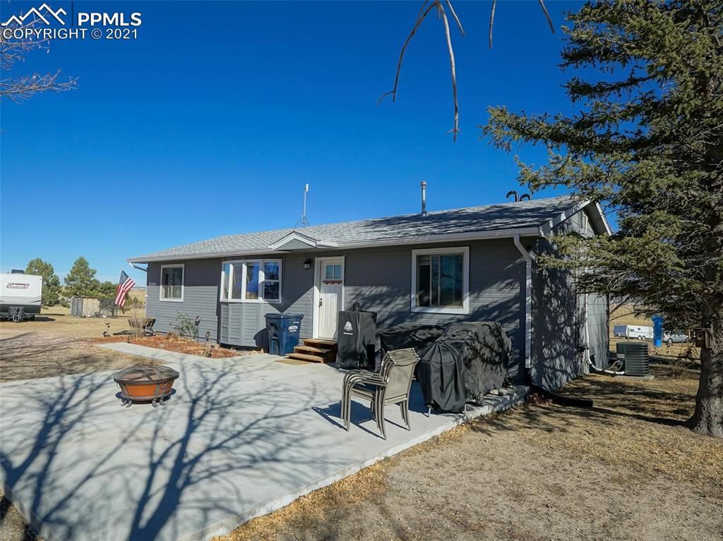 18395 Sage Crest Rd, Peyton, CO 80831