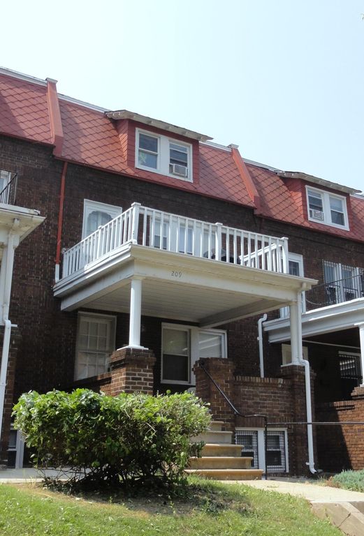 209 E 33rd St #1A, Baltimore, MD 21218