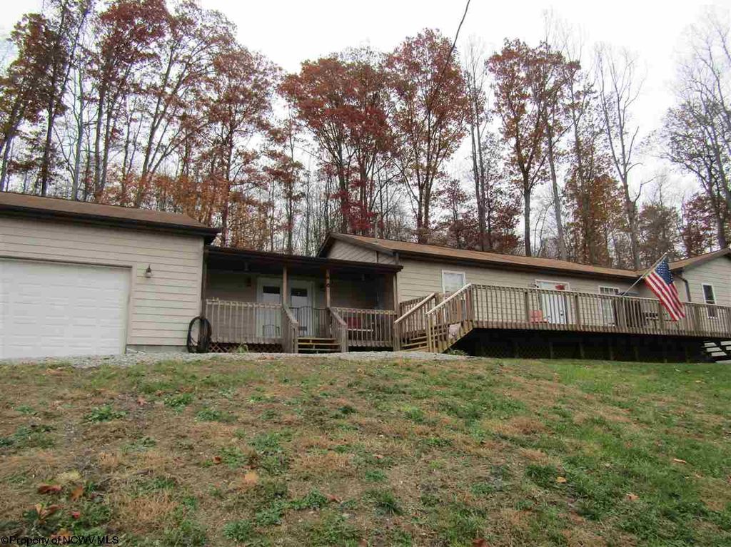 101 Titus Ave, Point Marion, PA 15474
