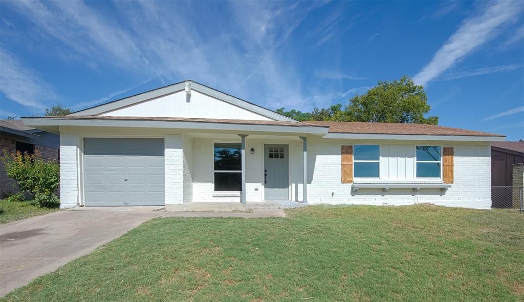4241 Robertson Dr, Dallas, TX 75241