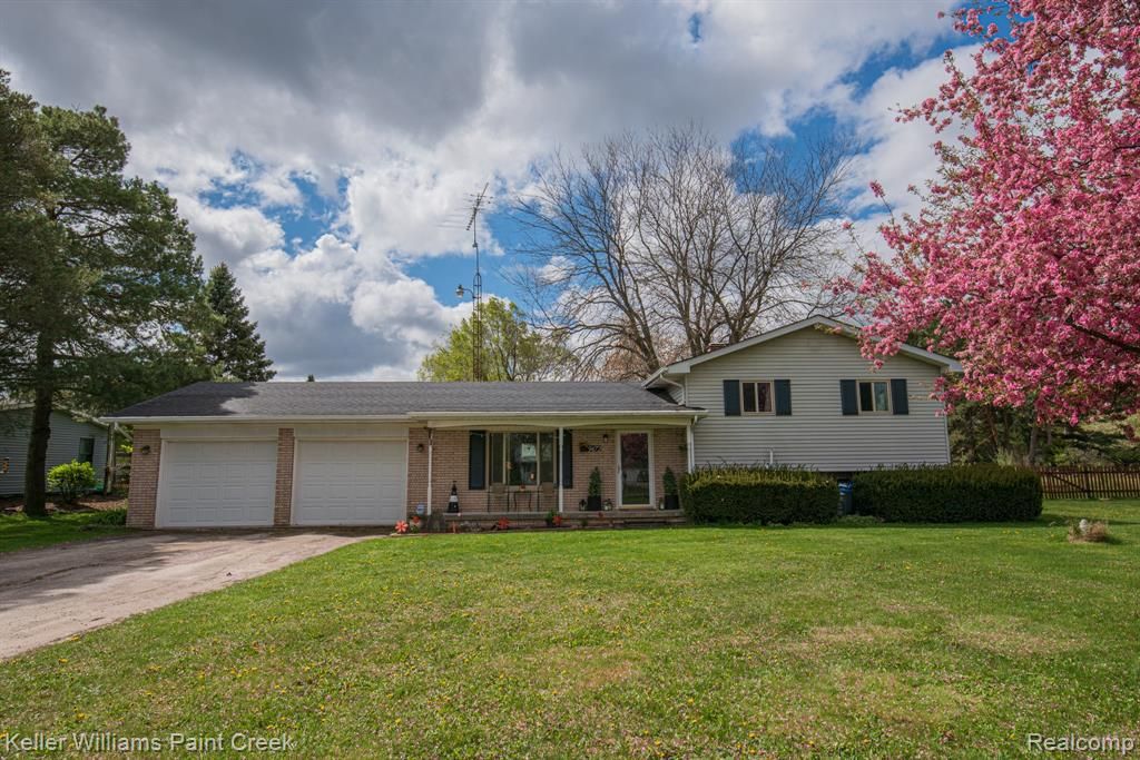 9472 Green Rd, Goodrich, MI 48438 Trulia