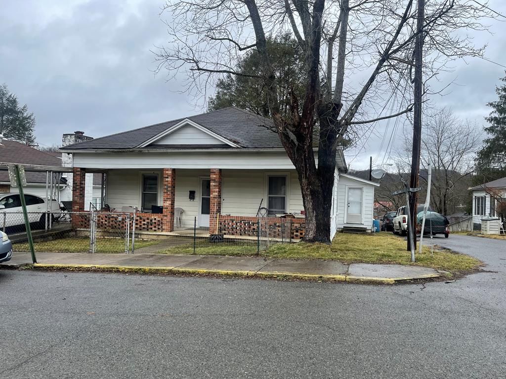 204 S Mountain Ave, Mount Hope, WV 25880 MLS 86254 Trulia