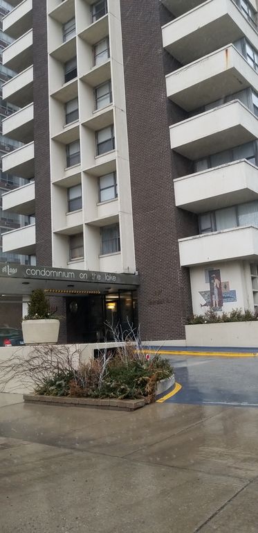 6157 N Sheridan Rd #5E, Chicago, IL 60660