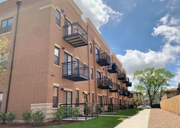 2815 N Natoma Ave, Chicago, IL 60634