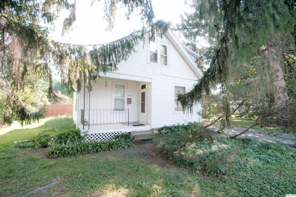 2224 Ohio St, Quincy, IL 62301