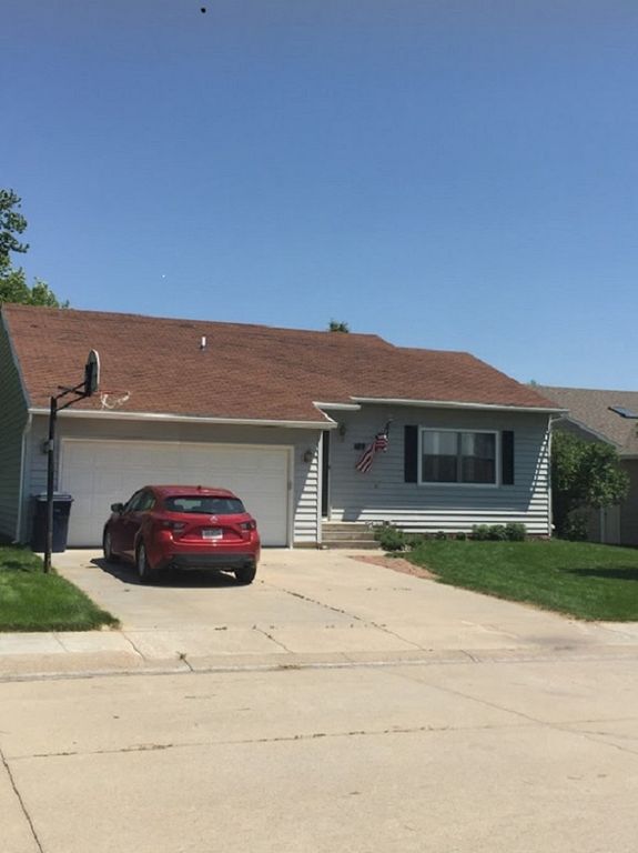 109 E East St, Ogallala, NE 69153