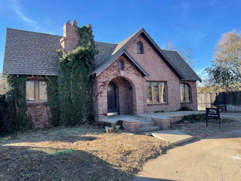1012 S Georgia St, Amarillo, TX 79102