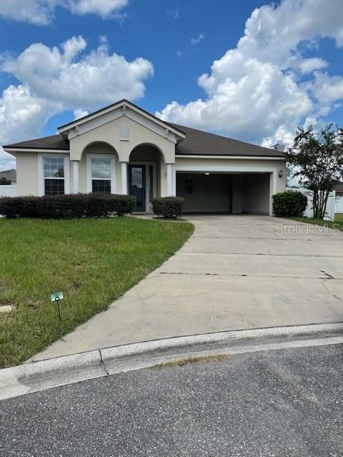 2460 Tanner Lake Ct, Jacksonville, FL 32221