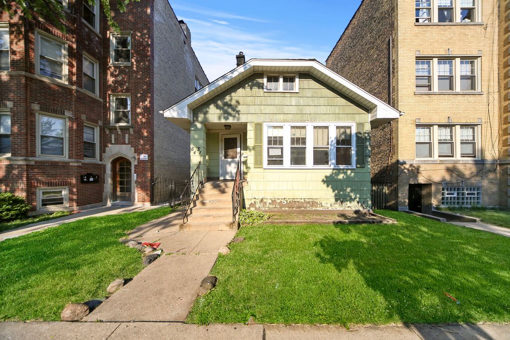 6431 N Richmond St, Chicago, IL 60645