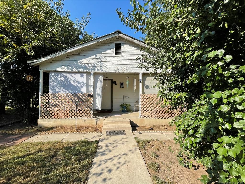 201 13th Ave NE, Ardmore, OK 73401