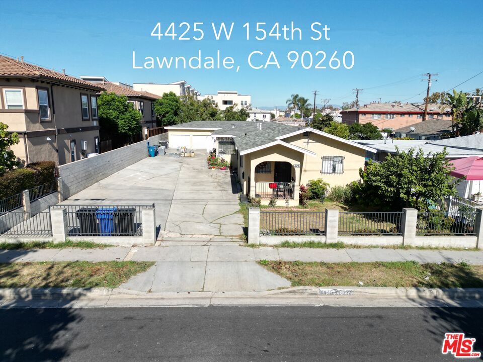 4425 W  154th St, Lawndale, CA 90260