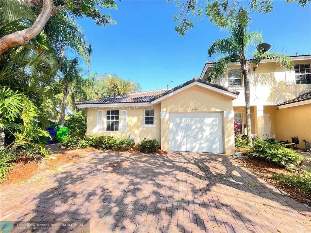 8940 NW 53rd Ct, Fort Lauderdale, FL 33351