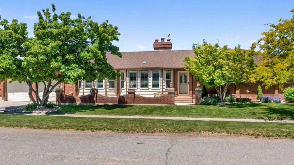 1784 W 4425 S, Roy, UT 84067 Trulia