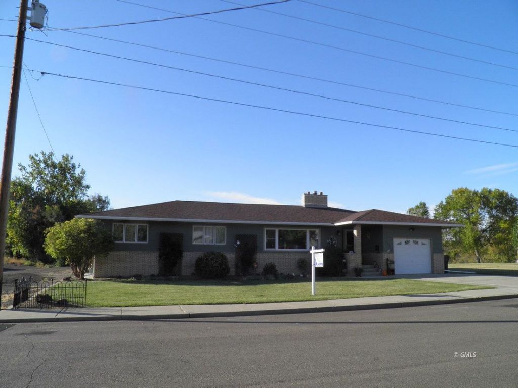 603 N River Ave, Glendive, MT 59330 Trulia