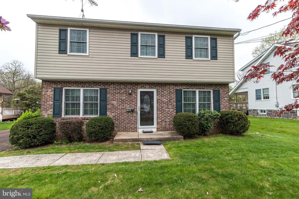 348 W Vine St, Hatfield, PA 19440 Trulia