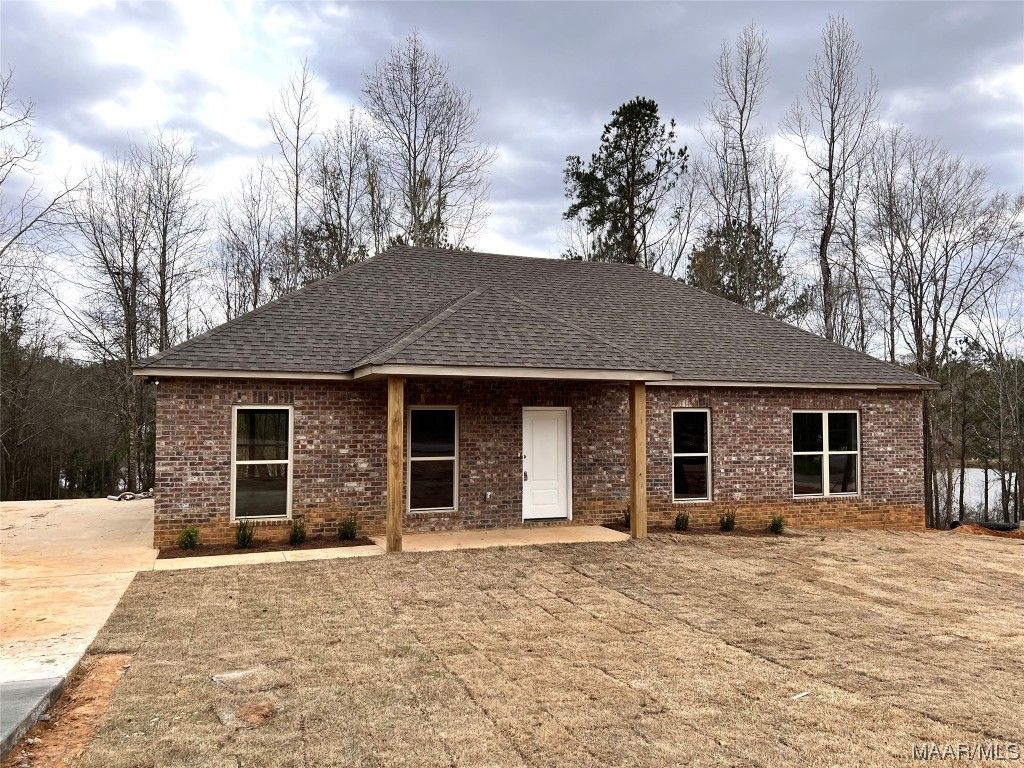 477 Butter And Egg Rd, Troy, AL 36081