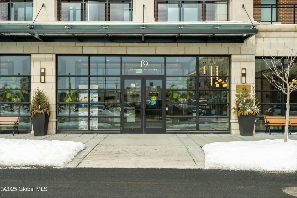 19 Washington Street #455 J, Saratoga Springs, NY 12866