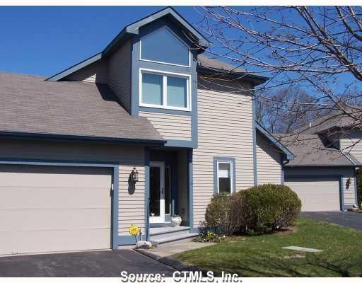 18 Elizabeth Court #18, Groton, CT 06340