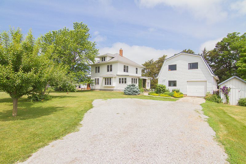 1456 Nutmeg Ave, Kalona, IA 52247 Trulia