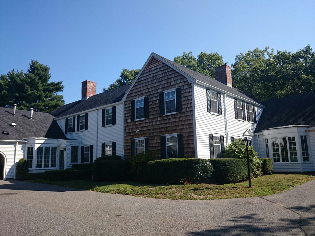 46 Fairgreen Pl, Brookline, MA 02467