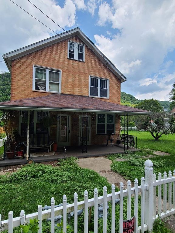 1329/31 Hope St, Johnstown, PA 15902