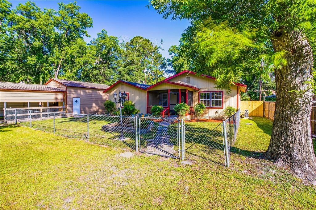 56127 Colby Dr, Callahan, FL 32011