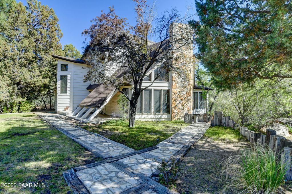 1804 Phillips Cir, Prescott, AZ 86303