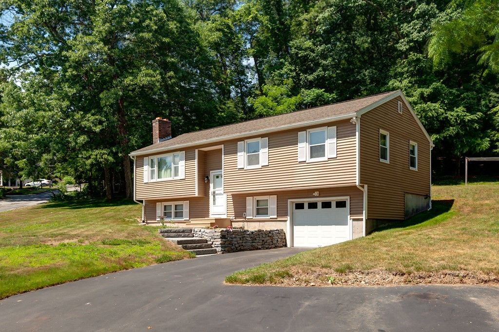 2 Hillside Rd, Cherry Valley, MA 3 Bed, 1 Bath SingleFamily Home 18 Photos Trulia