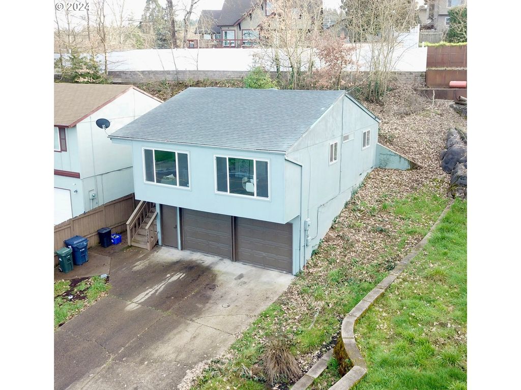 2820 W  18th Ave, Eugene, OR 97402