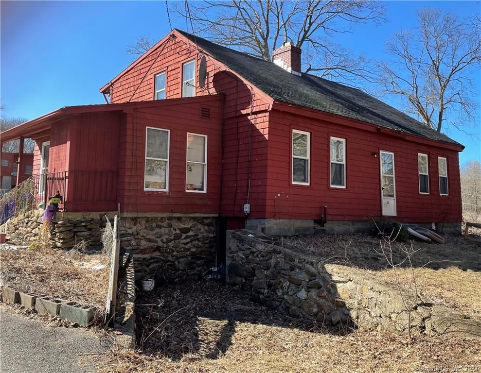 320 Jones St, Amston, CT 06231