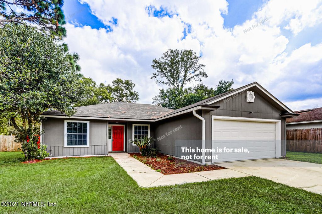 8043 Macnaughton Dr, Jacksonville, FL 32244