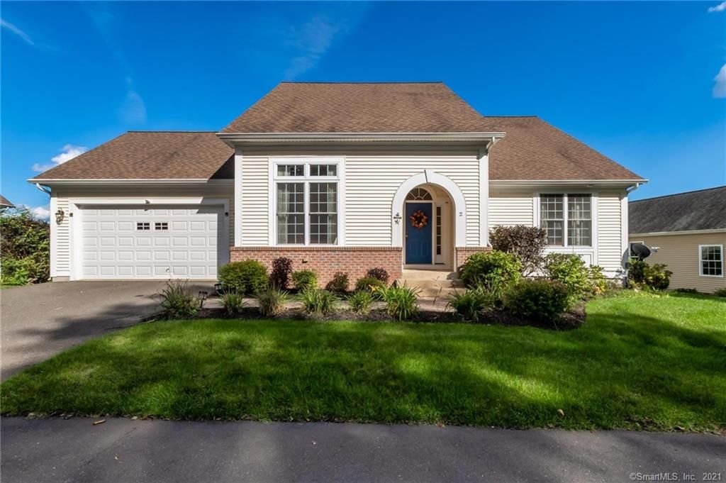 2 Gatesville Ln #6, Cromwell, CT 06416