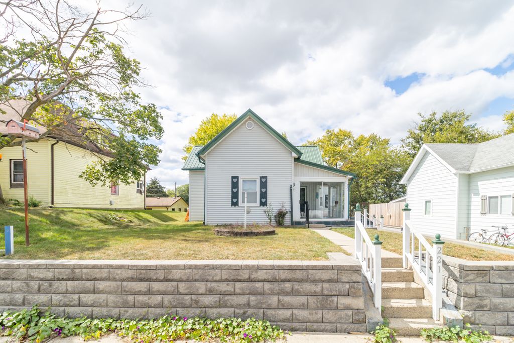 221 Meridian St, Shirley, IN 47384 Trulia