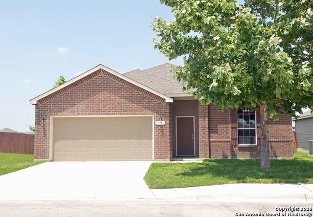 3711 Lazy Diamond, Selma, TX 78154