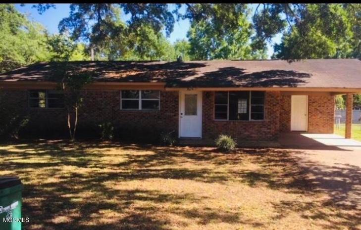 3624 Mayo St, Moss Point, MS 39563